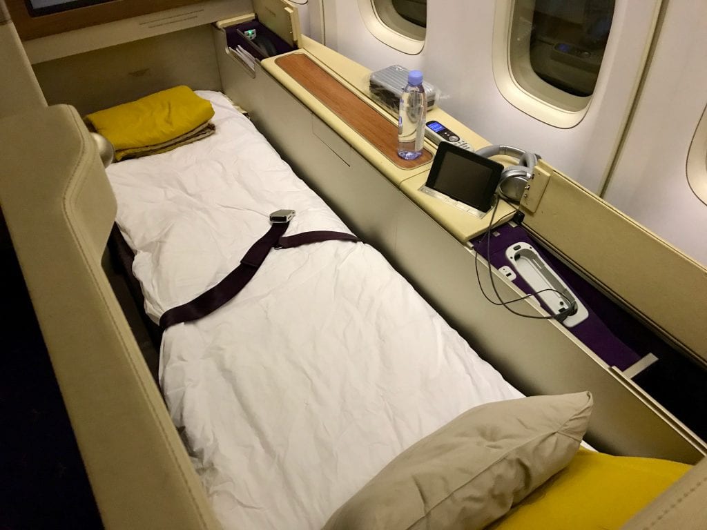 Thai First Class, färdigbäddad säng