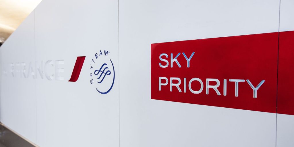 SkyTeam SkyPriority Fast Track